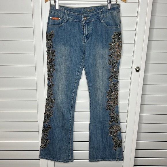 J Secret woman’s sequin boot cut blue jean Size 29. Size 9-10 - Picture 1 of 12